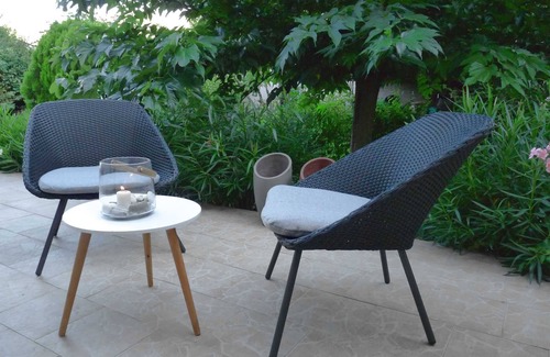 Meyrargues House | Cozy and family house, near Aix in the heart of the village.