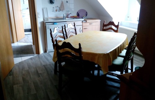 Karlberg Villa | Cozy and generously equipped apartment with balcony in Dörphof