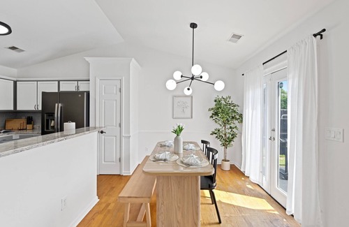 Conestee House | Cozy and luxurious Home with Pool 3BR 2BT