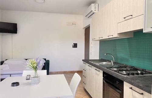Fuscaldo Apartment | Cozy and modern apartment by the sea