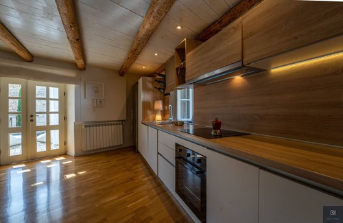 Rezanci Villa | Cozy and modern remodeled Istrian villa with pool and a separate lounge area.