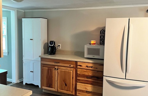 Newfield Cottage | Cozy and private countryside cottage in Newfield. Pet-friendly!