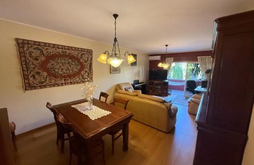 Portela Apartment | Cozy and Quiet Apartment near the Center