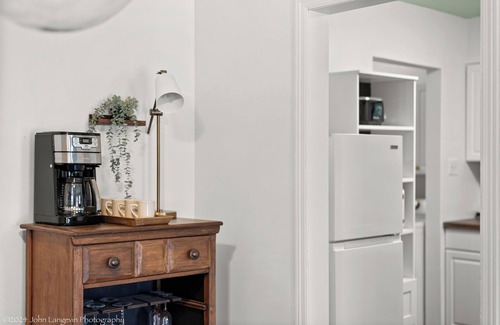Joffre House | Cozy and Quiet East Memphis Duplexn