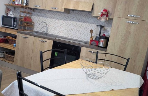 Vallecrosia Apartment | Cozy and quiet lodging in the center two minutes from the Ligurian Sea.