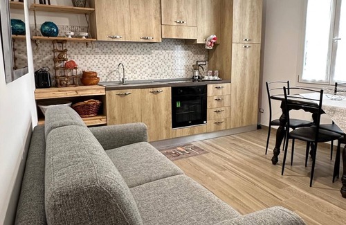 Vallecrosia Apartment | Cozy and quiet lodging in the center two minutes from the Ligurian Sea.