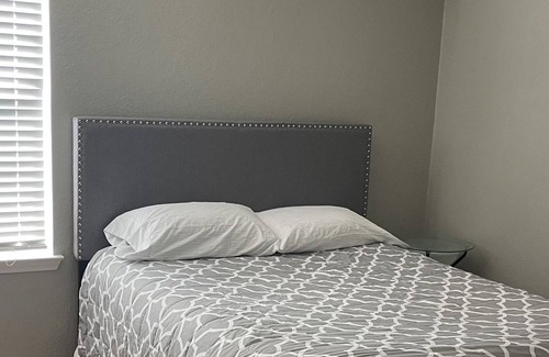 Garland House | Cozy and quiet neighborhood a minutes from shopping