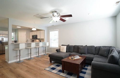 Durham House | Cozy and Quiet- Pet Friendly Whole House Rental