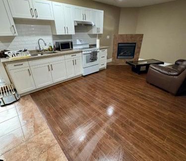 Woodslee House | Cozy and quiet room close to riverside