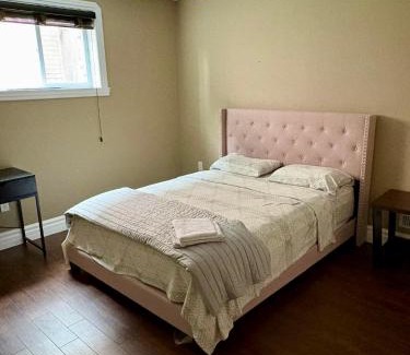Woodslee House | Cozy and quiet room close to riverside