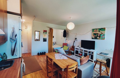 Kallio Apartment | Cozy and quiet studio in a great location with a nice view