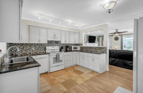 Buckhead Ridge House | Cozy and Relaxing Fishing Retreat home