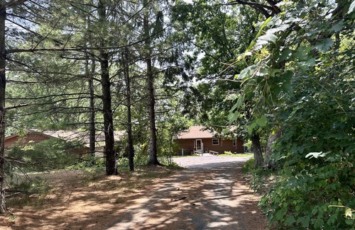Wautoma House | Cozy and relaxing retreat on Lake Irogami.