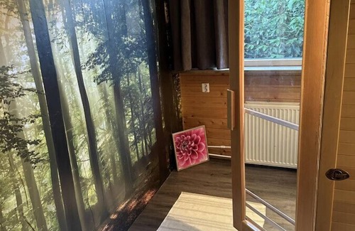 Krachtighuizen Cabin | Cozy and Romantic forest house at Veluwe