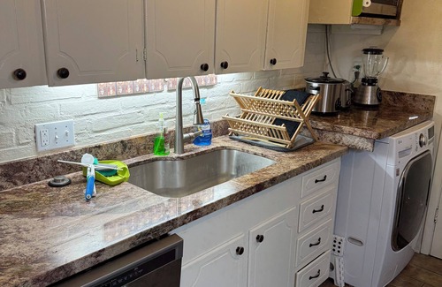 Houston Condo | Cozy and Serene Entire Condo Near The Galleria 2 bedrooms and 2 full bathrooms