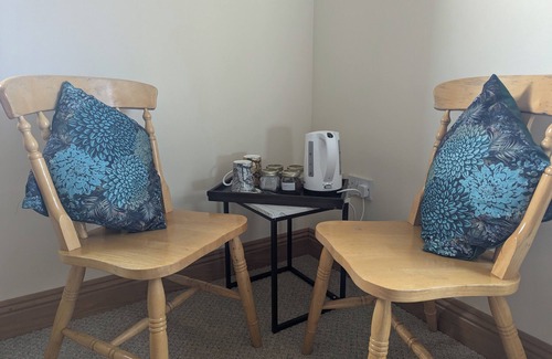 Inishowen House | Cozy and Social Getaway for Couples, Solo Travelers, and Remote Workers