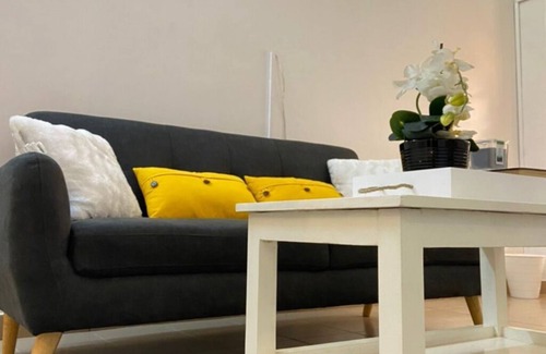 Ouagadougou House | Cozy and spacious. Mini Villa close to several amenities.