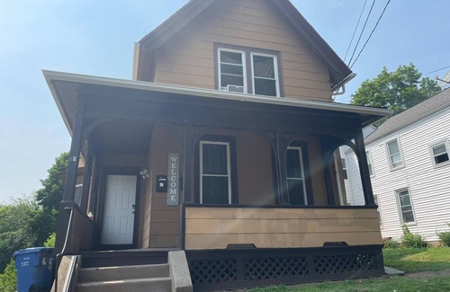 Meriden House | Cozy and stylish apartment in central meriden
