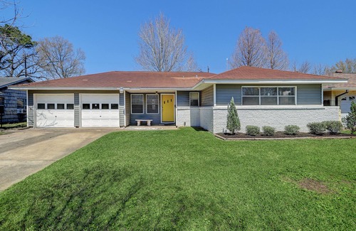 North Shore House | Cozy and Stylish home located 8 miles from Downtown Houston