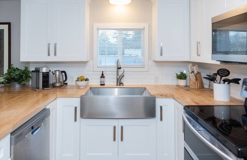 Grayland House | Cozy and Stylishly-Walk To The Beach - Sleeps 5