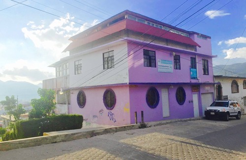 De Guadalupe House | Cozy Aparment Close to Downtown