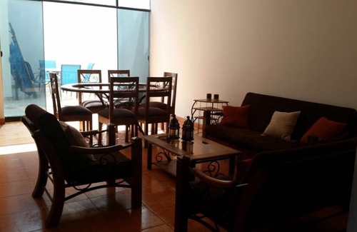San Martin de Porres House | Cozy Apartment with parking included.
