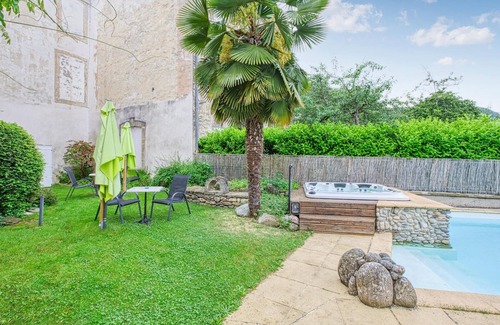Saint-Jean-du-Bruel Apartment | Cozy apartment in Saint Jean du Bruel