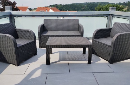Hofheim am Taunus Apartment | Cozy apartment in a quiet location with a great view