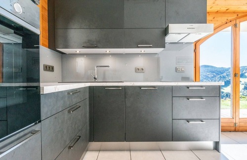 Les Gets Apartment | Cozy apartment: 1 bed, parking, WiFi, pets allowed