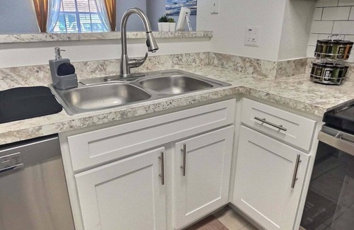 Historic Downtown Kissimmee Apartment | Cozy apartment a few minutes away from Disney.