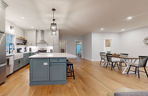 Mashpee House | Cozy apartment across from kid friendly park with W/D, AC, games, & pond view
