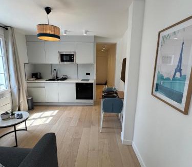 Val-de-Grace Apartment | Cozy apartment, center of Paris