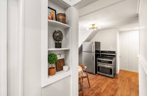 Haverhill Apartment | Cozy Apartment Close to Downtown