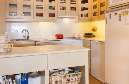 Santa Pola Apartment | Cozy apartment facing the sea