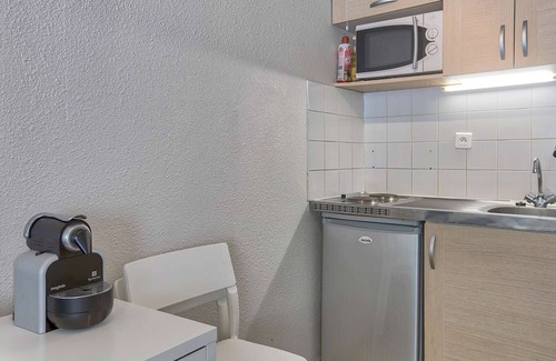 Eaux-Bonnes Apartment | Cozy apartment for 4 with balcony and ski locker in Gourette