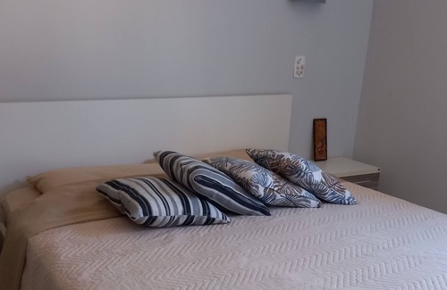 Silop Apartment | Cozy apartment for couples, easy access to the beaches!