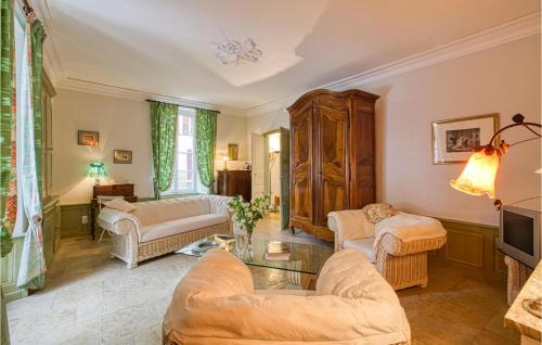 Saint-Jean-du-Bruel Apartment | Cozy Apartment In Saint Jean Du Bruel