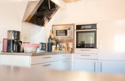 Eckartshausen Apartment | Cozy Apartment Hideaway -5 min zur Autobahn - Self Check-In