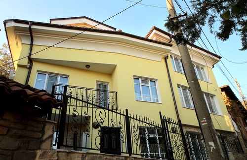 Veliko Tarnovo Apartment | COZY APARTMENT IN THE OLD TOWN -3