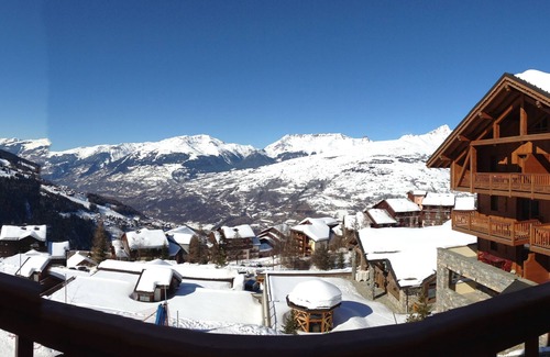 Vallandry Apartment | Cozy apartment in a residence with quality services (swimming pool, sauna .) - door Access to Paradiski Vallandry/Les Arcs
