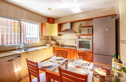 Aguilas Apartment | Cozy apartment in águilas with kitchen