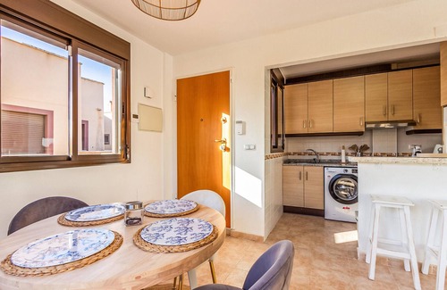 Los Geraeos Apartment | Cozy apartment in águilas with WiFi