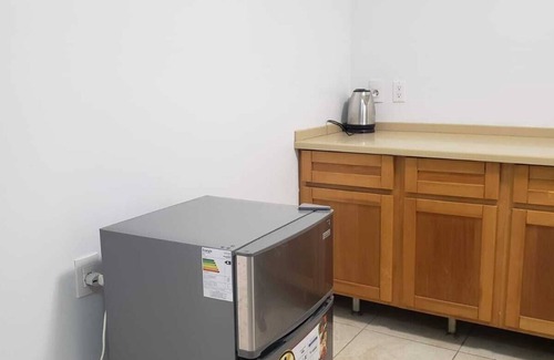 Barber Apartment | Cozy apartment in Barber. 10 min from parks and beaches. 20 min to downtown.