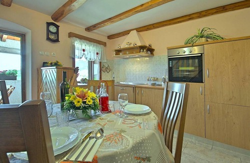 Sovinjska Brda Apartment | Cozy apartment in Buzet