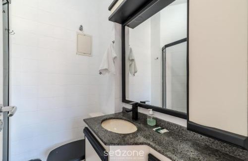 Capoeiras Apartment | Cozy Apartment in Capoeiras, Floripa OPT504