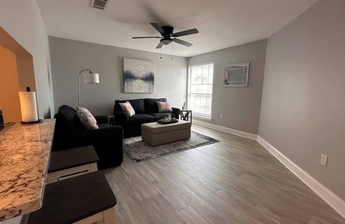 Chalmette Apartment | Cozy Apartment in Chalmette, La. Only a few miles away from downtown N.O.