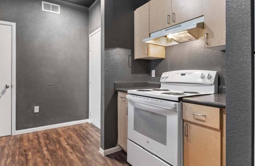 Platt Park Apartment | Cozy Apartment in Denver & Urban Retreat