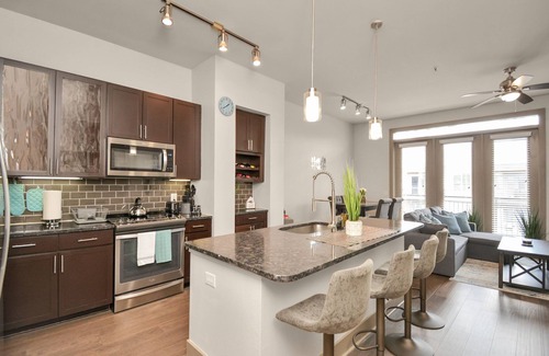 East Downtown Houston Apartment | ★Cozy Apartment in Downtown Houston Near Minute Made Park and The Toyota Center★