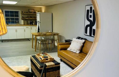 Downtown Apartment | Cozy Apartment in Downtown Columbia