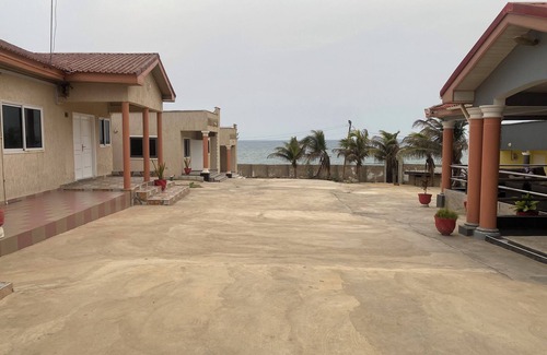 Kokomlemle Apartment | Cozy apartment in enjoyable Accra with AC, WiFi